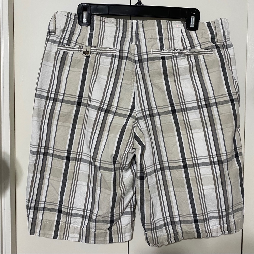 Mossimo shorts - Picture 2 of 3